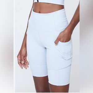 Women’s VOI polygiene futuristic bike shorts . Size small